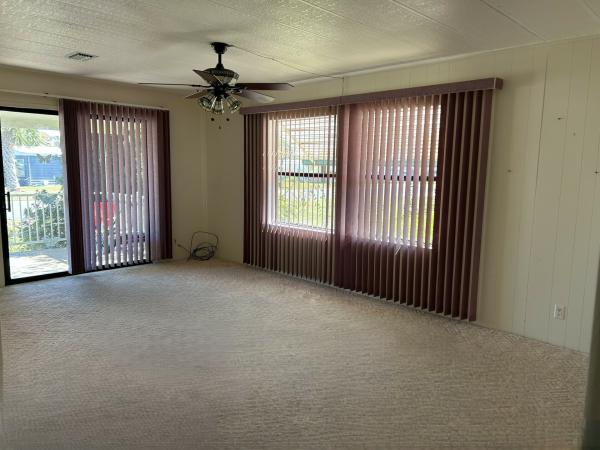 1983 BROO BROO Mobile Home