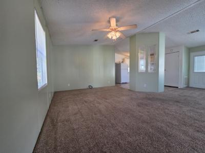 Photo 5 of 17 of home located at 519 N Genathy Drive Auburndale, FL 33823