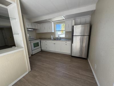 Photo 4 of 10 of home located at 160 Bedford Court Sanford, FL 32773