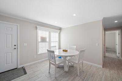 Photo 4 of 18 of home located at 479 Rahm Way Lady Lake, FL 32159