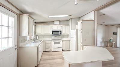 Photo 3 of 18 of home located at 646 Hickory Hill Lady Lake, FL 32159