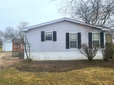 Photo 4 of 5 of home located at 38 Wren Beecher, IL 60401