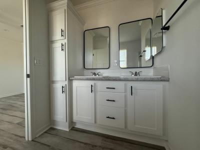 Photo 3 of 20 of home located at 485 Sandalwood Lane Ellenton, FL 34222