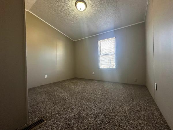 2002 Silver Creek Lone Star Mobile Home