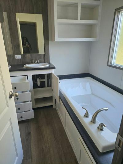 Mobile Home at 7400 Glen Leaf Dr., #18 Shreveport, LA 71129