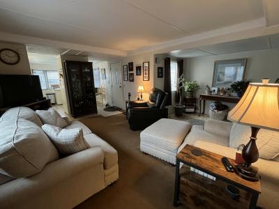 Photo 2 of 15 of home located at 5014 Forburg Ct Sterling Heights, MI 48310