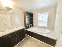 2018 Clayton Homes Inc Yes Mobile Home