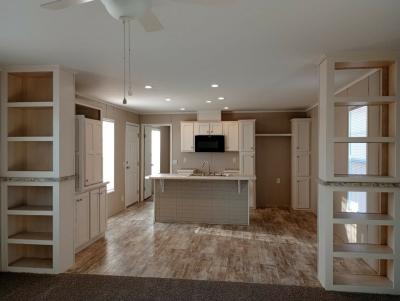 Mobile Home at 20640 Rosedale Dr Clinton Township, MI 48036