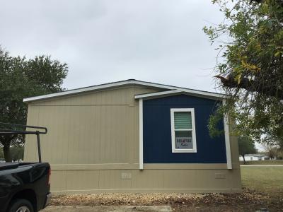 Photo 2 of 4 of home located at 187 Granite Run Dr New Braunfels, TX 78130