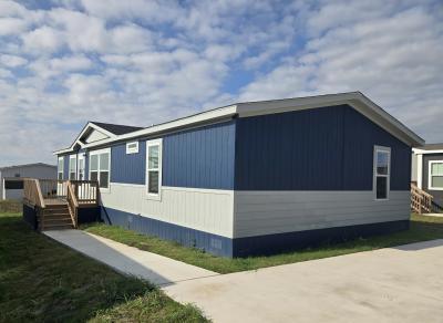 Mobile Home at 631 Mill Run Avenue Kyle, TX 78640