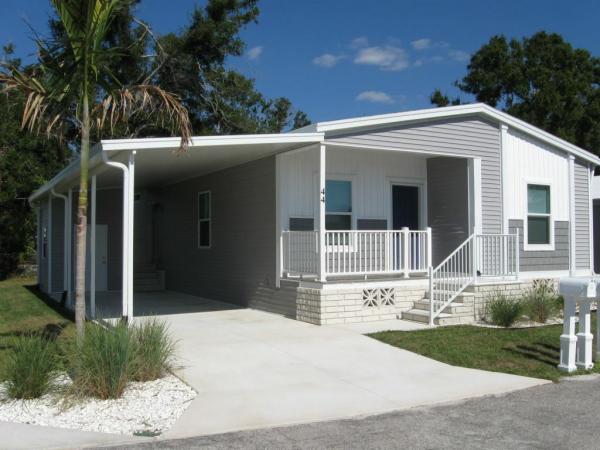 Photo 1 of 2 of home located at 44 Orange Blossom Street Nokomis, FL 34275