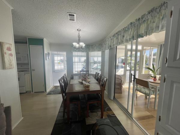 1993 BROO Double Mobile Home