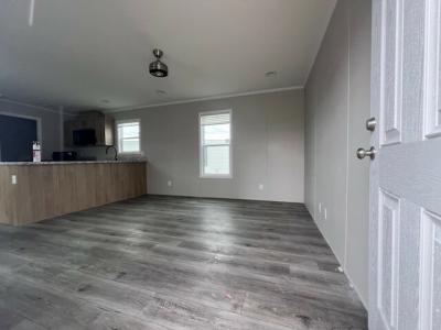 Photo 2 of 6 of home located at 2672 Cour Regis Saint Clair, MI 48079