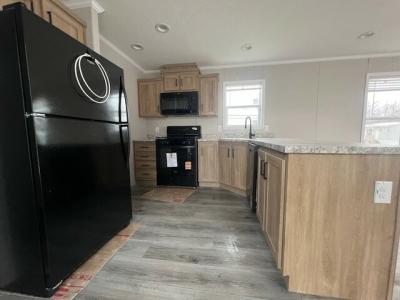 Photo 3 of 6 of home located at 2672 Cour Regis Saint Clair, MI 48079