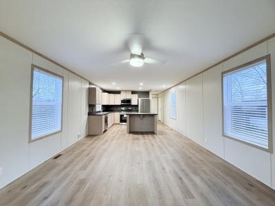 Photo 4 of 26 of home located at 29752 Jamestown Drive #471 Chesterfield, MI 48051