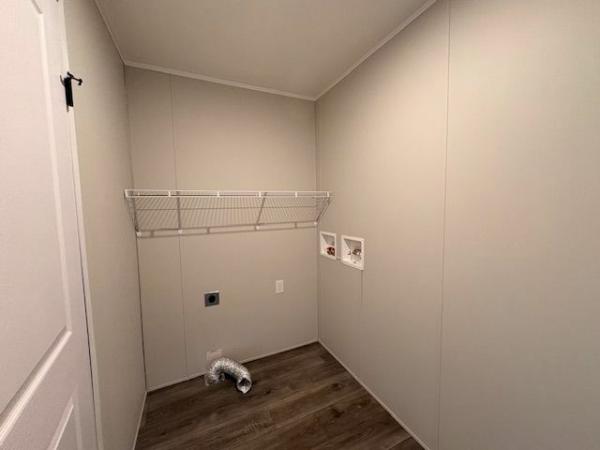 2024 Champion Dutch Diamond II Mobile Home