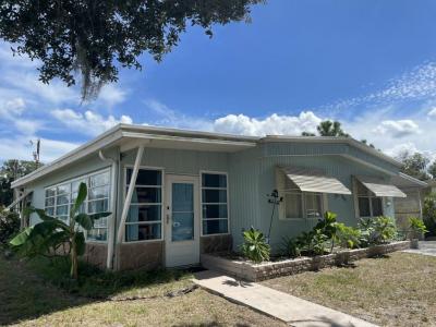 Mobile Home at 36014 Cherry Avenue Grand Island, FL 32735