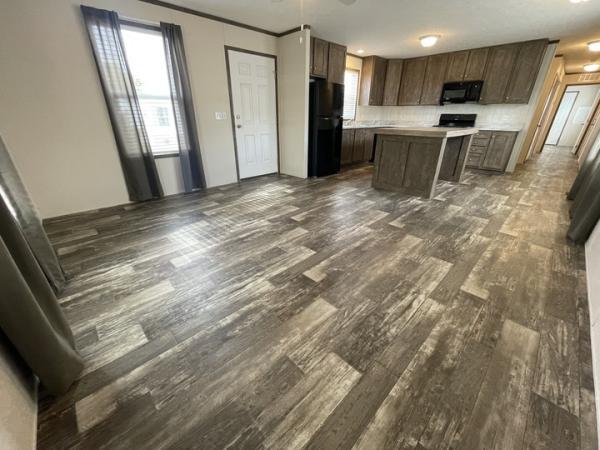 2022 Clayton - Wakarusa Mobile Home