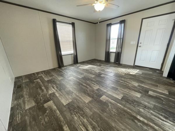 2022 Clayton - Wakarusa Mobile Home