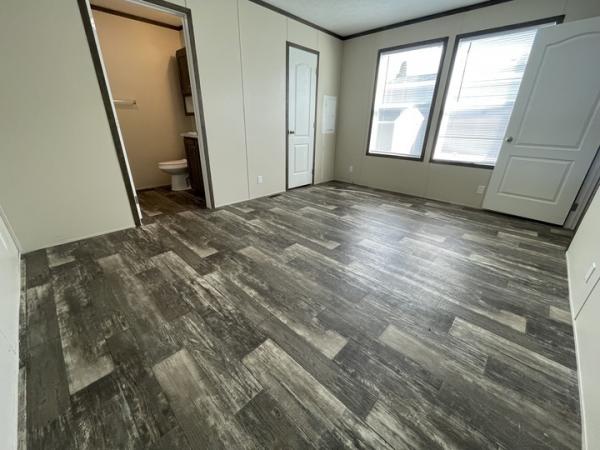 2022 Clayton - Wakarusa Mobile Home