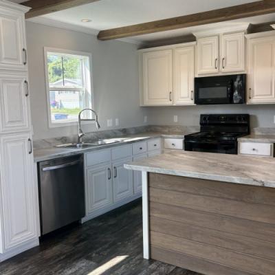 Mobile Home at 2319 Greensburg Rd #41 Campbellsville, KY 42718