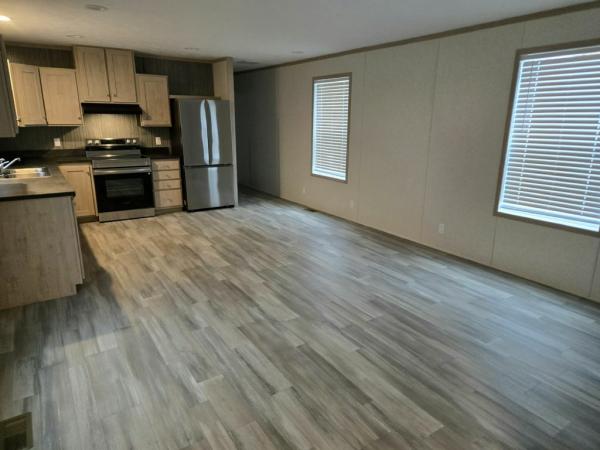 2025 Clayton Adrenaline 6016-4200 Manufactured Home