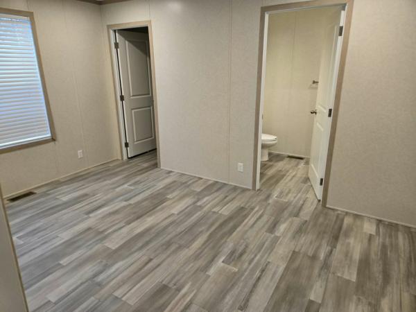 2025 Clayton Adrenaline 6016-4200 Manufactured Home