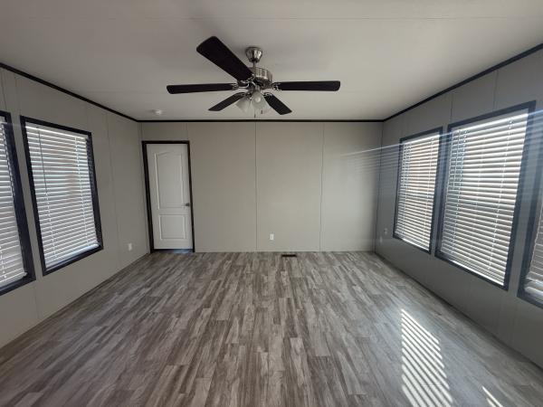 2022 31IND16663CH22  Home