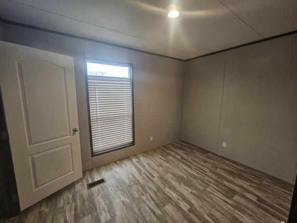 2022 31IND16663CH22  Home