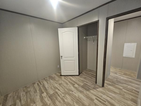 2022 31IND16663CH22  Home