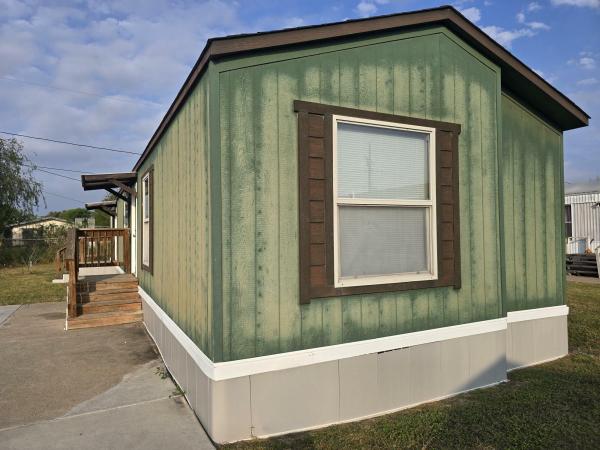 Photo 1 of 2 of home located at 310 Scobey Ave, #306 Donna, TX 78537