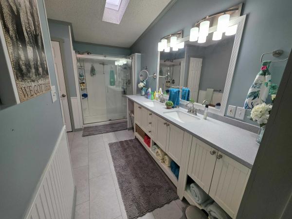 1993 Commodore   Home