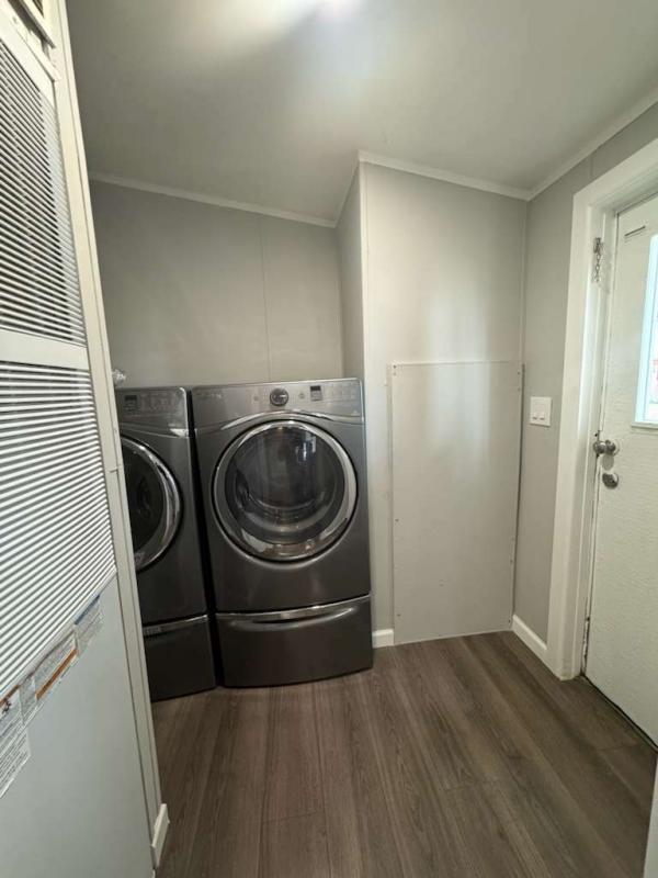 2002 Eaton Mobile Home