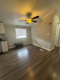 2002 Eaton Mobile Home