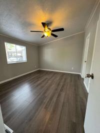 2002 Eaton Mobile Home