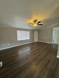 2002 Eaton Mobile Home