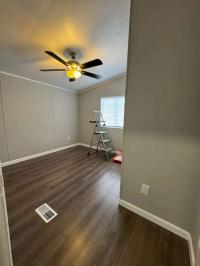 2002 Eaton Mobile Home