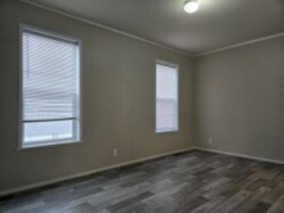 Photo 5 of 6 of home located at 3715 Peach Blossom Ln #243 Midland, MI 48642