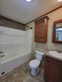 2015 Champion - Redman Redman Advantage II RA 1670 20 Manufactured Home