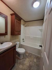 2015 Champion - Redman Redman Advantage II RA 1670 20 Manufactured Home