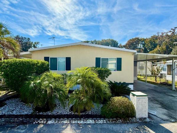 Photo 1 of 2 of home located at 45 Ohara Street Leesburg, FL 34788