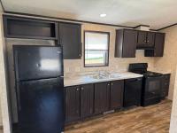 2021 Commodore Mobile Home