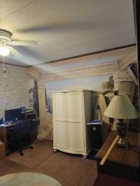 1976 Croydon Manufactured Home