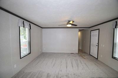 Photo 3 of 13 of home located at 1526 Indigo Dr. Oshkosh, WI 54902