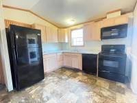 2016 Commodore Mobile Home