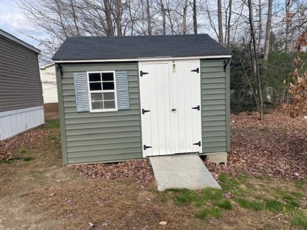 2016 Commodore Mobile Home