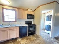 2016 Commodore Mobile Home