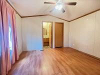 2016 Commodore Mobile Home