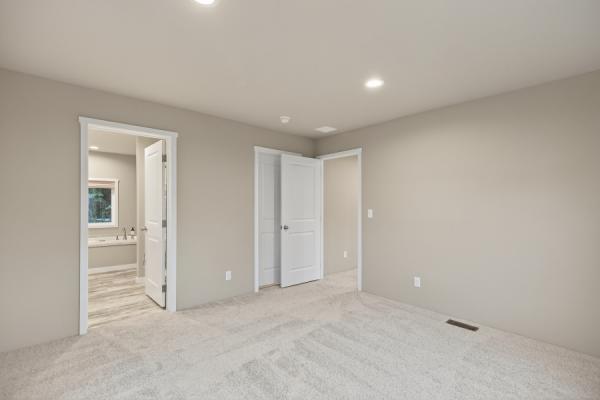 2025 Clayton 5022 Imagine Mobile Home