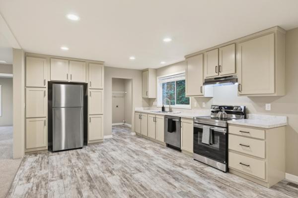 2025 Clayton 5022 Imagine Mobile Home